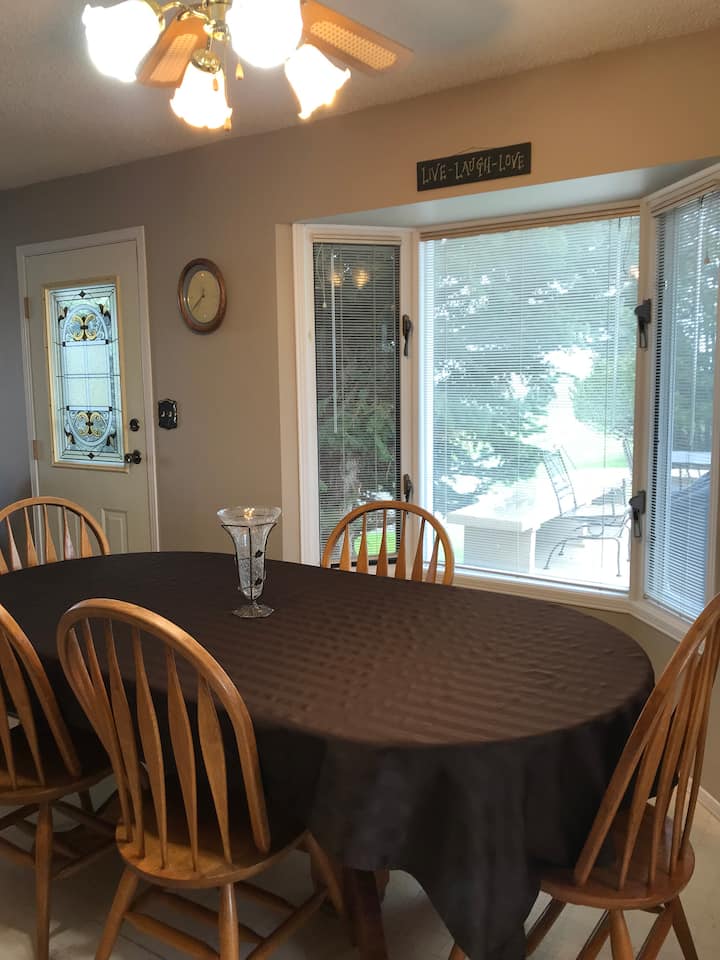 Top 10 Airbnb Vacation Rentals In Cardston, Canada Updated 2024 Trip101