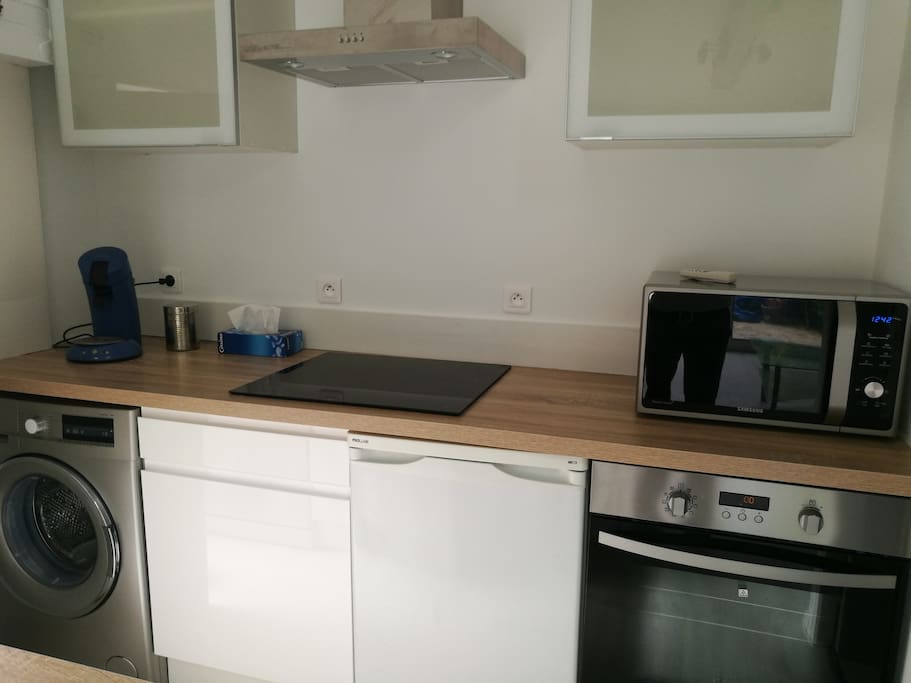 lave linge, senseo, fout micro ondes lave vaisselle, plaque induction, hotte