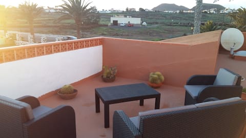 Top performing Airbnb: Studio La Calzada in Villaverde in La Oliva