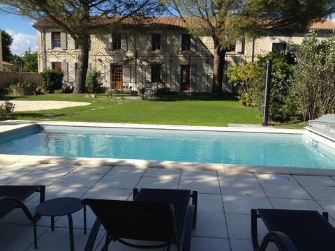 Large Provençal House, swimmingpool , clim