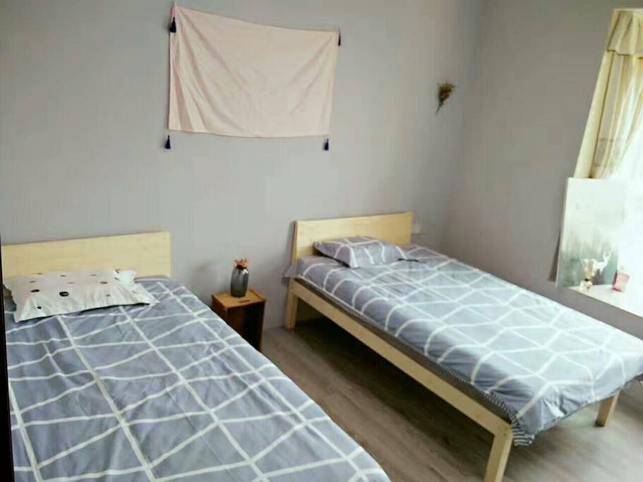 双标间