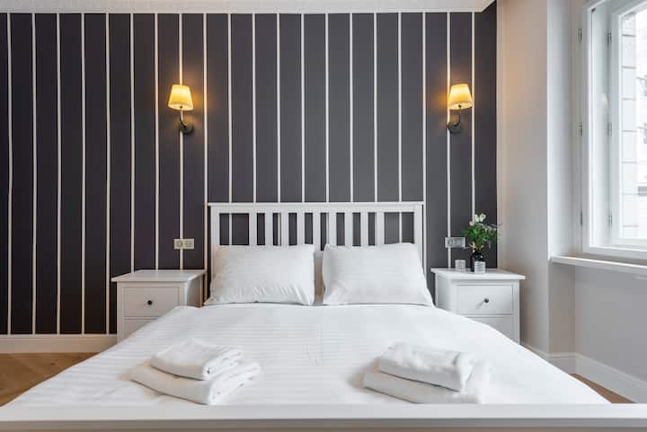 床铺将为您整理干净的床单。