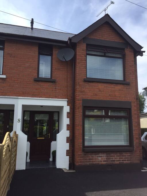 Front exterior of property with off road parking for 3+ cars.