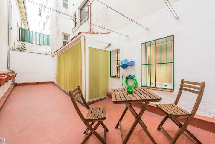 Moderno apartamento de 3 hab en el Rastro Madrid