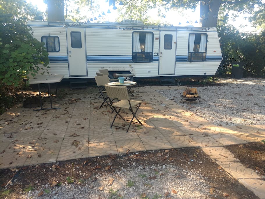 1991 Dutchman Camper & Patio