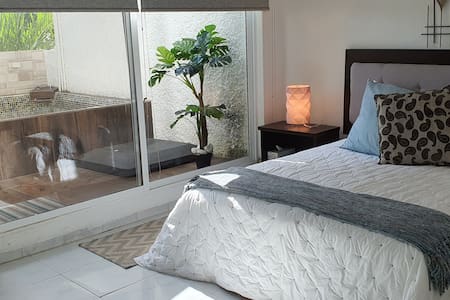 Downtown excelent quality