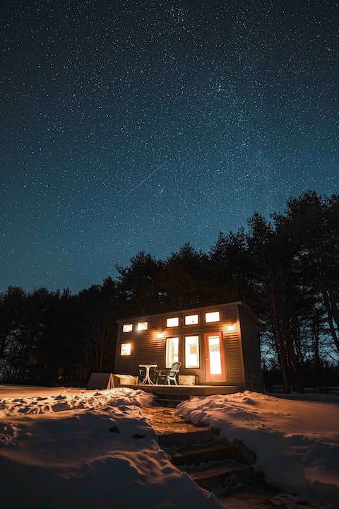 Crow’s Nest Tiny House at Old Crow Ranch