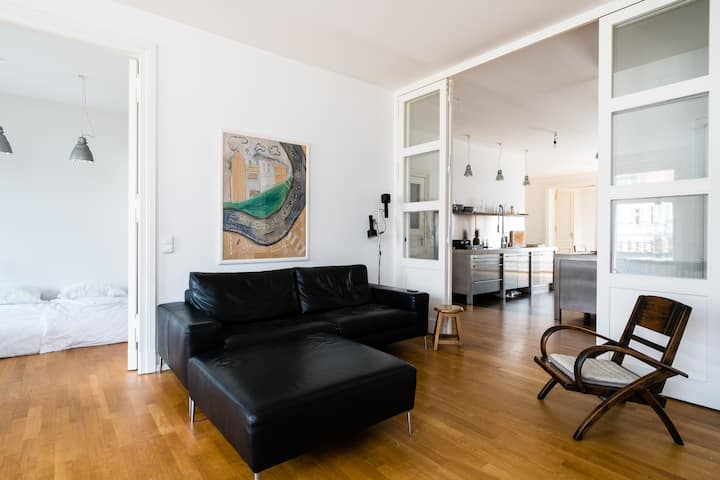 Bright and Spacious, Kollwitzplatz