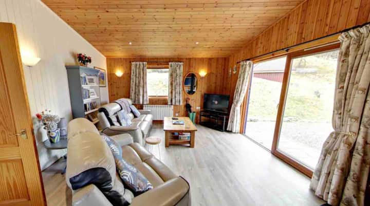 Highland Lodge, Views, Logburner, Pet Friendly, 5* - Tyndrum