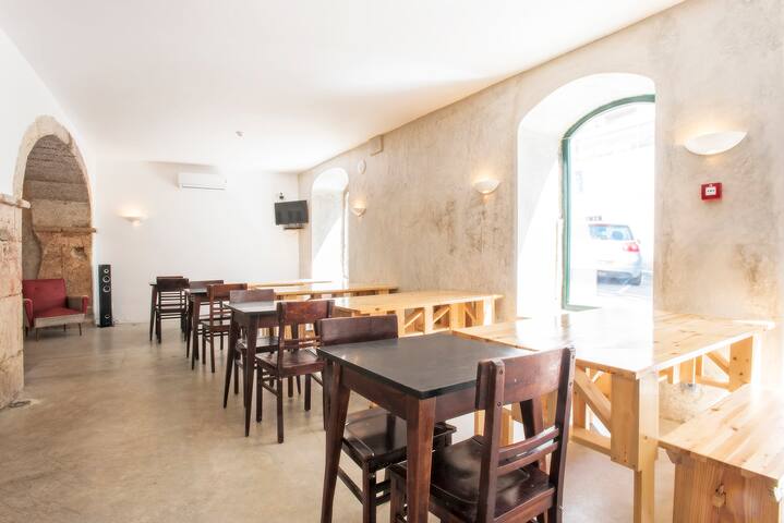 Big unit for groups (21Rooms&21Bathrooms) gallery image 2