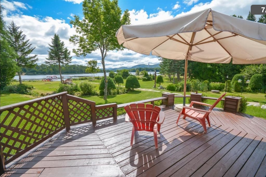 Terrasse avec vue sur le Lac
