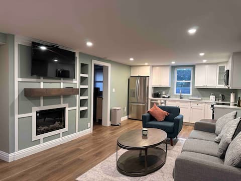 Top performing Airbnb: Modern & Spacious Basement Apt in Yonkers