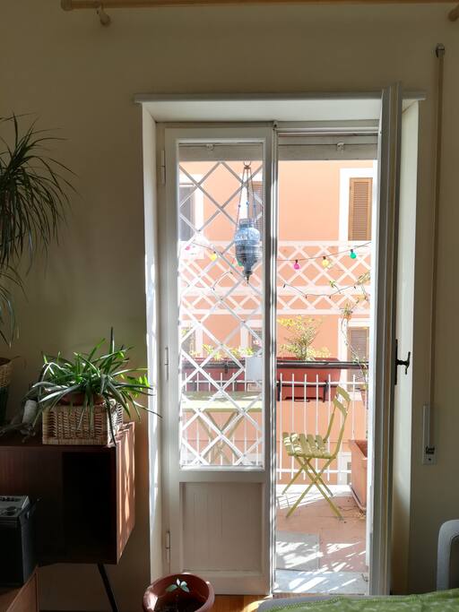 balcony