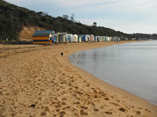 Beach house by a beautiful beach. gallery image 3