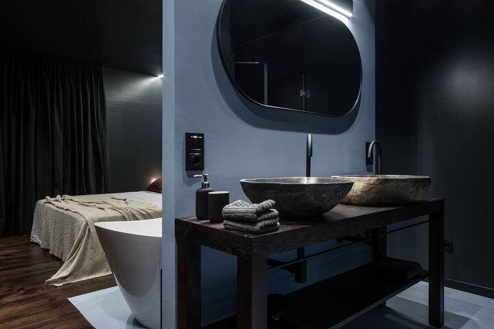 ♡ Brand New⎮ Beachfront ⎮3 min Old Town Lava ♡ gallery image 3