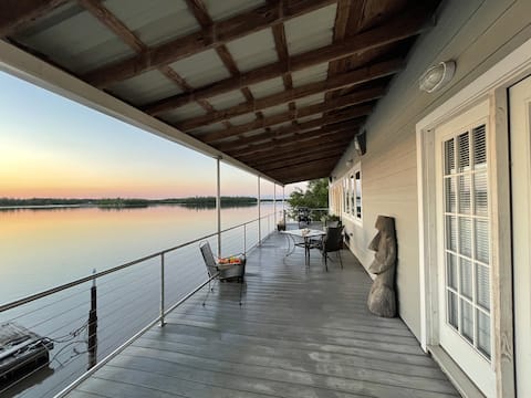 Atchafalaya River Retreat