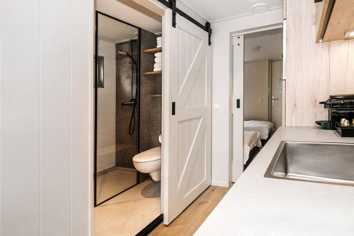 Strandpaviljoen Thalassa managed Airbnb listing 1