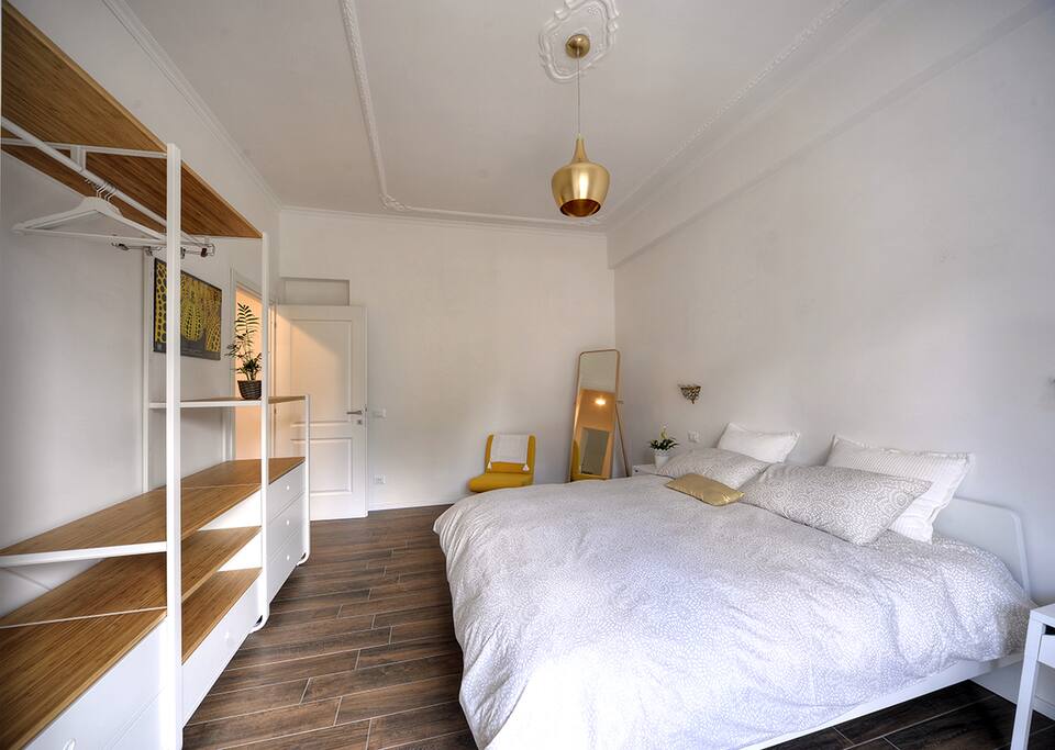 Camera de letto - Bedroom.