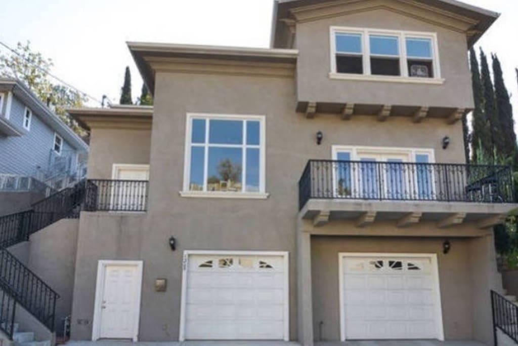 3 Level House - 2300 Square Feet