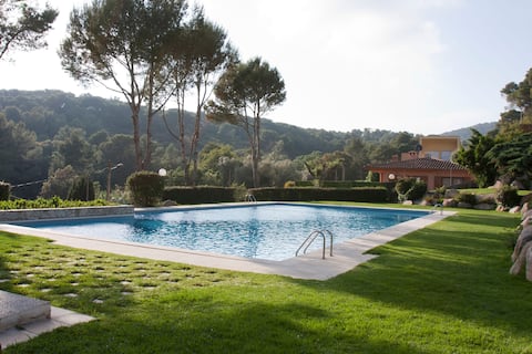 Apartment with pool in Tamariu (Costa Brava)