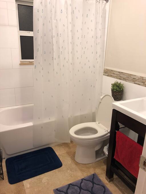 private bathroom for guest