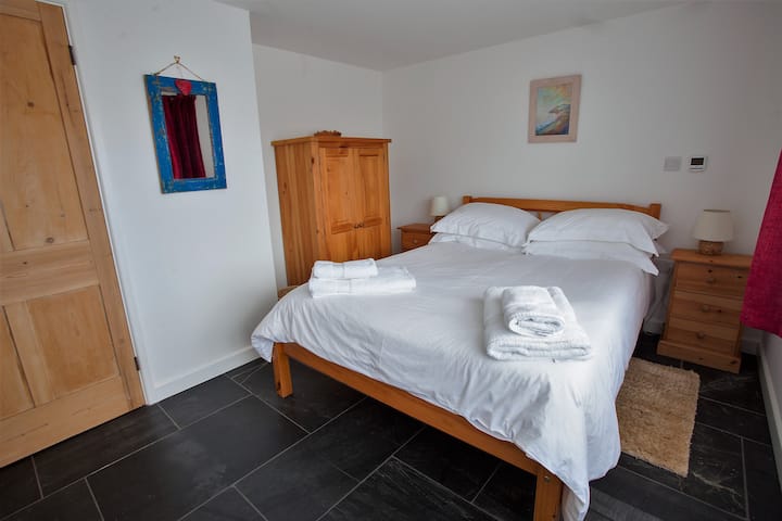 חדר שינה שני