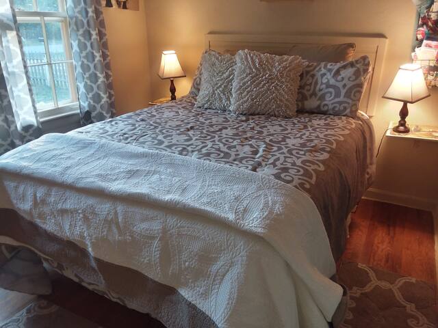 Private Bathroom/Private Entrance/HotTub #2