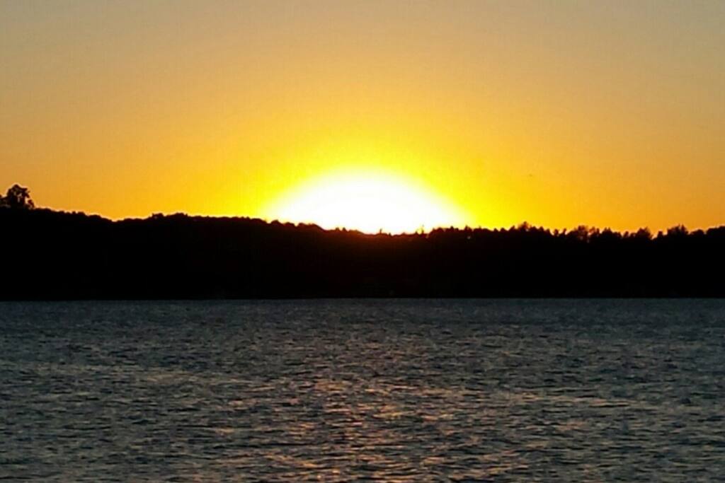 Sunset from the picnic table, photo by our guest Deborah Bury, Thanks Deb