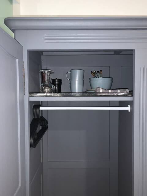 Annonce Airbnb populaire: Independent 20 m2 studio not far from the center. à Marseille 11e Arrondissement