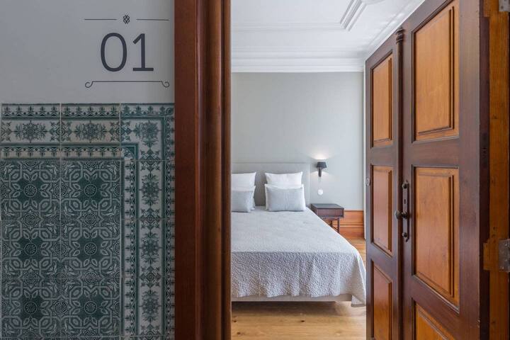 Lovely Townhouse with Pool and Breakfast - Room 1