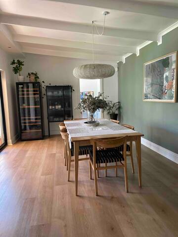 3 Bed family home, heated pool and kids play room gallery image 3