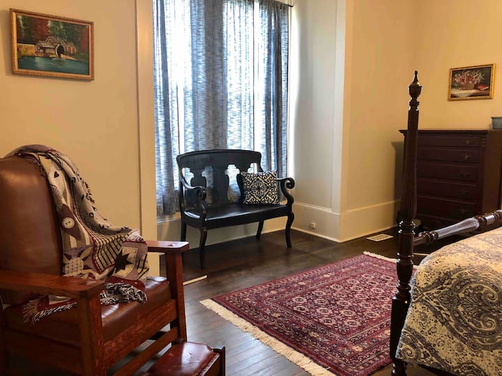 المشي في غرفة النوم 