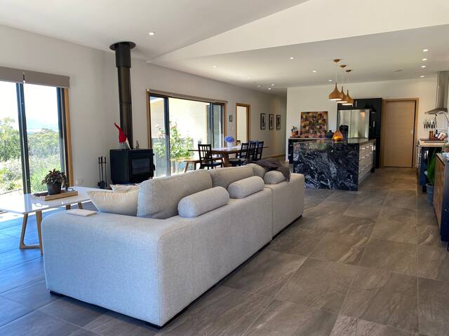 Country escape in the Yarra Valley gallery image 2