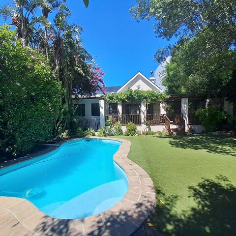 Oasis in the city gallery image 3