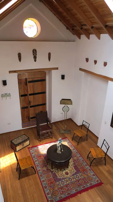 Entrance and drawing room