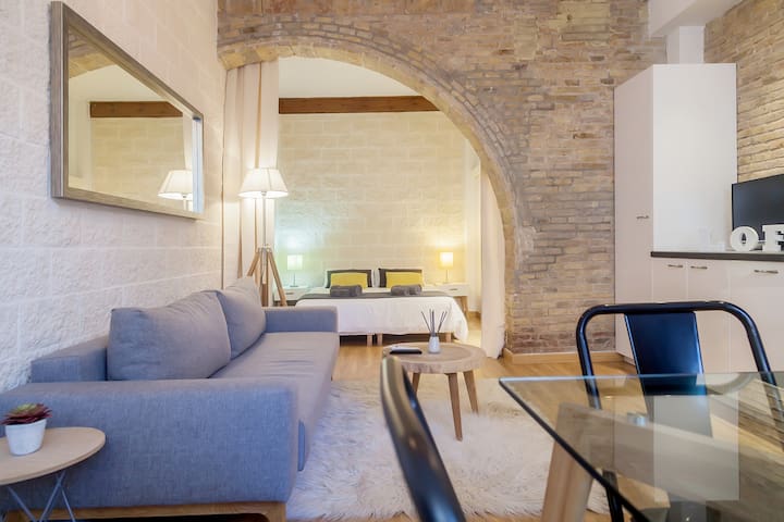 Cosy Loft in center of Sitges (30km from BCN)
