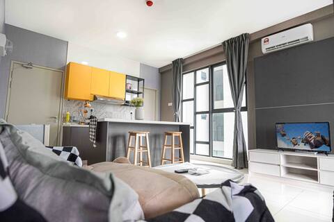 【Liberty Arc｜KL City】Corner Studio with Balcony