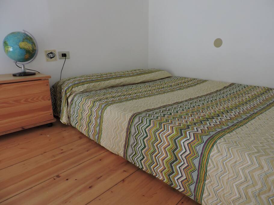Letto matrimoniale su soppalco