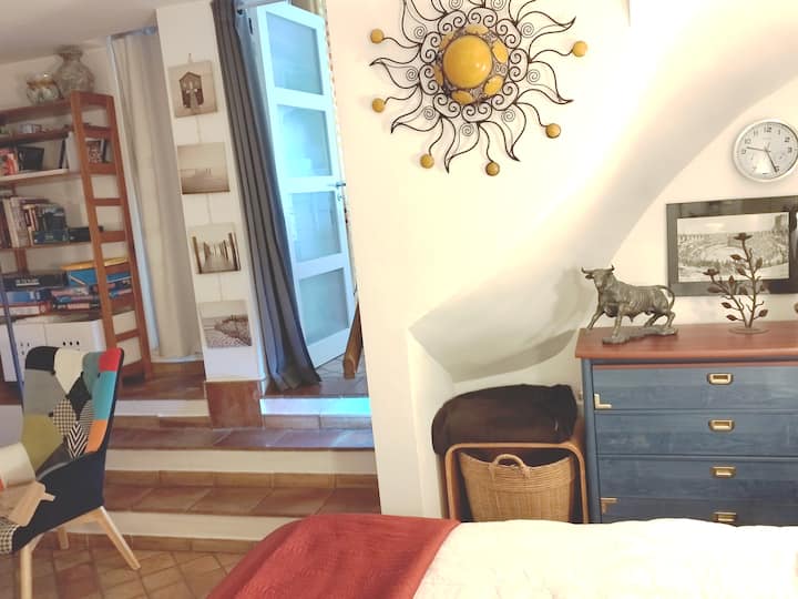 HABITACIÓN EN PLANTA BAJA CAMA eléctrica 160X200