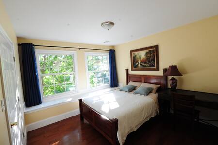 Cozy quiet room C (NearBU/Fenway/Downtown/HMS)