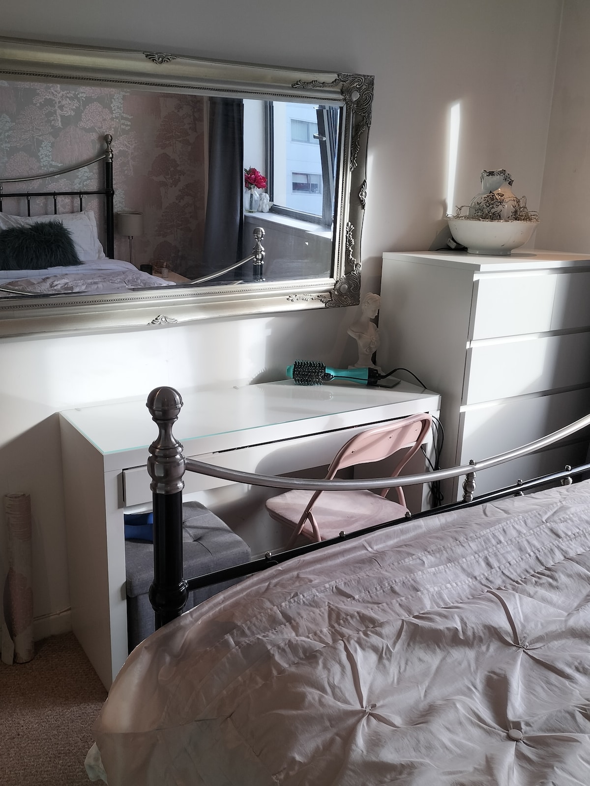 พื้นที่แต่งตัว 