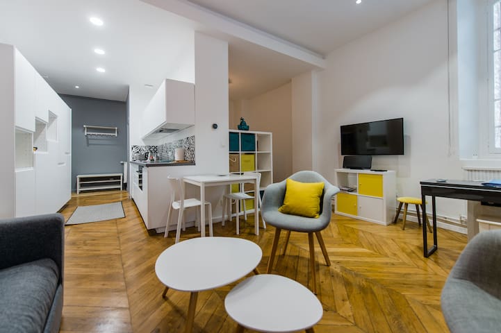 Mercière Jacobins/calme/lumineux/climatisé.