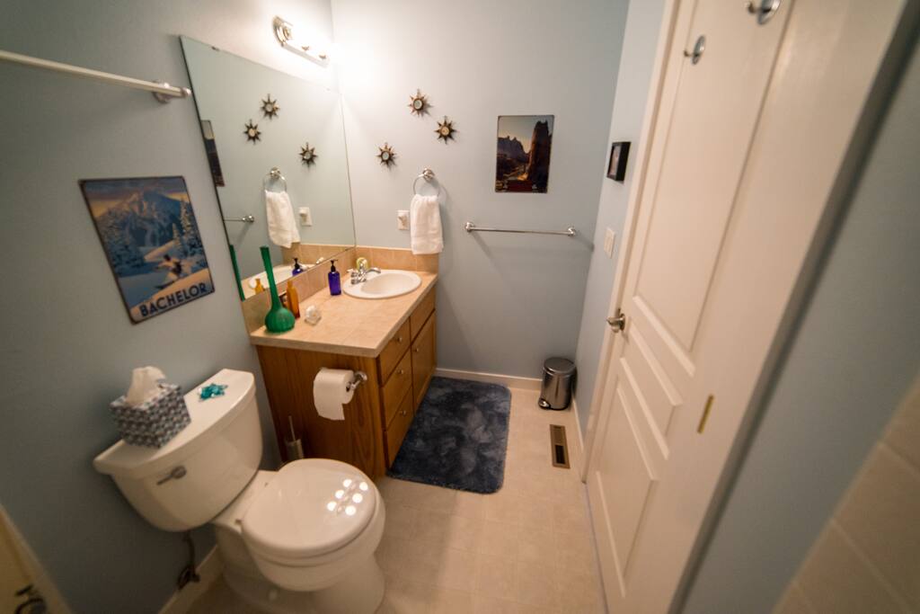 Super Clean Bathroom!