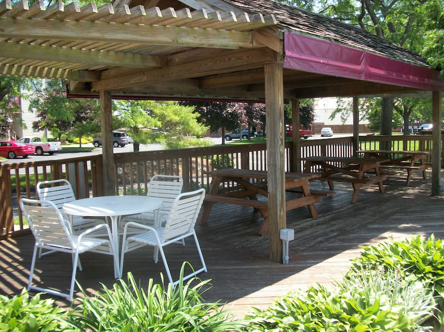 Cabana for all weather outdoor dining in Pool Area