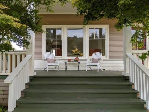 Ocean Front Home in Elk