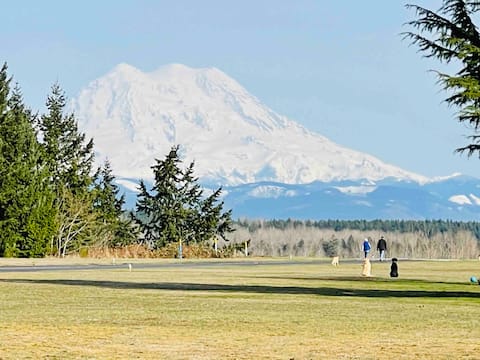 Yelm Airport Executive Suite