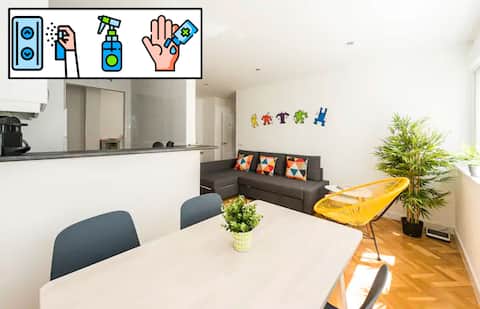 Popular Airbnb listing: Modern apartment in the Barrio de las Letras (Literary Quarter) in Comunidad De Madrid