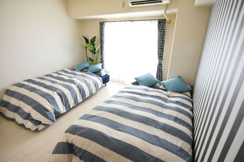 Bed room (Double×2 & Futon×1)