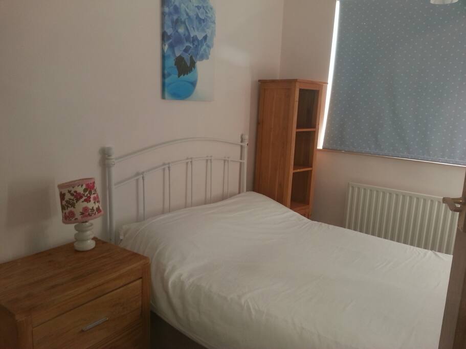 Back bedroom