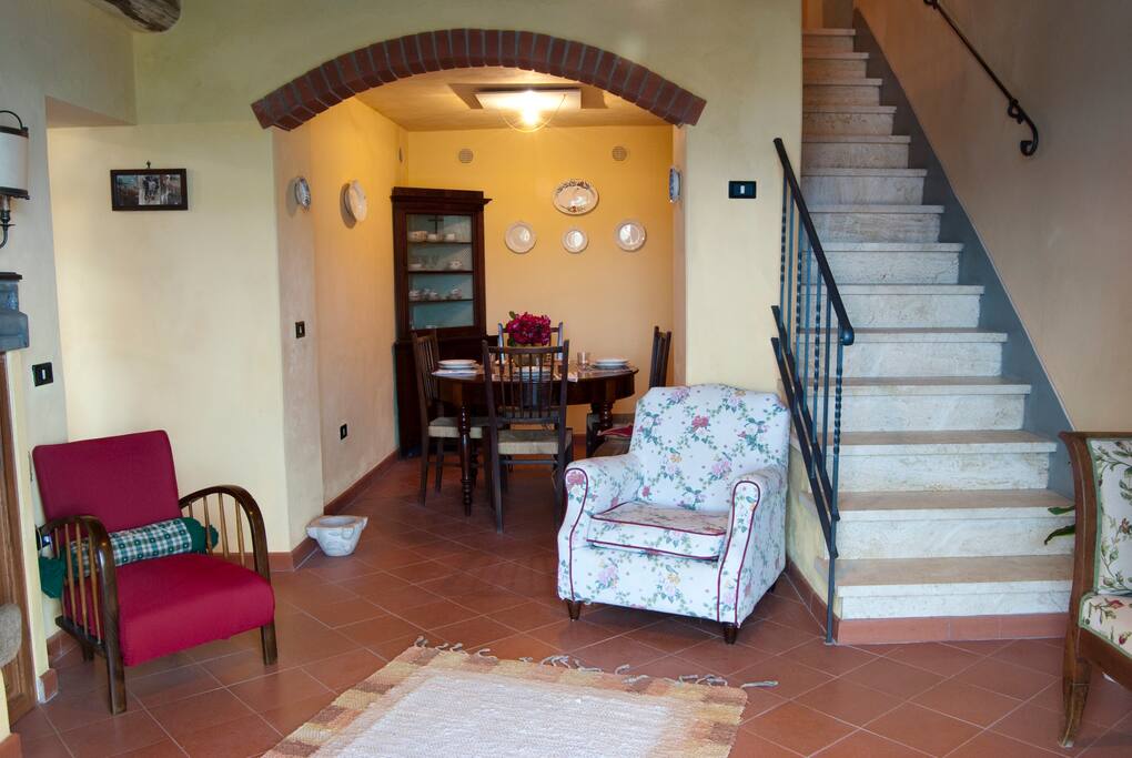 Entrance Living room